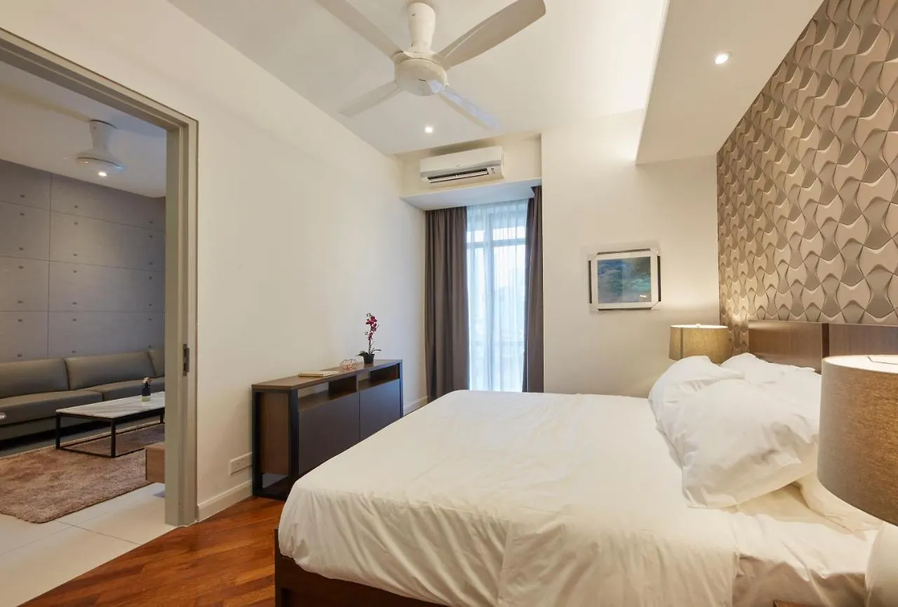 Apartamento Grand Medini Suites Johor Bahru
